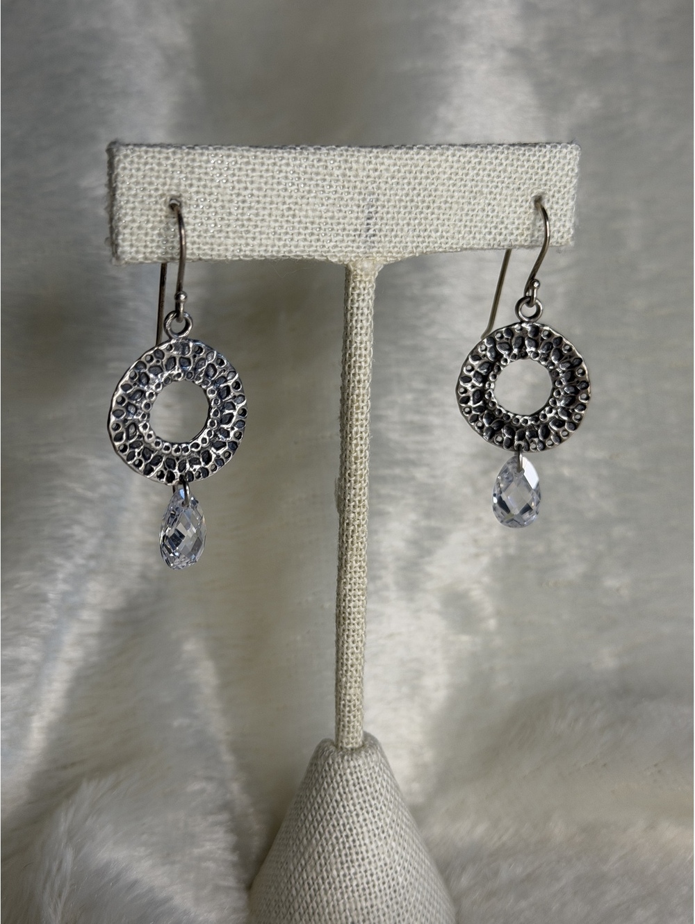 Silpada W1520 Retired Sterling Silver Hammered Circle CZ Drop Earrings Vintage